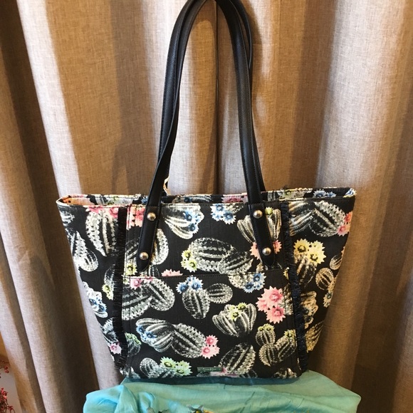 Jessica Simpson Handbags - LAST CHANCE!  NWT Jessica Simpson Rio Tote